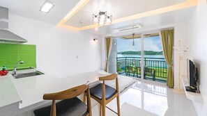 Basic Room, 1 Bedroom (Adong 102(Ocean view, with Pet)) | 1 bedroom, free WiFi - Namhae Spring, Summer, Fall, Winter Pet- (Namhae)