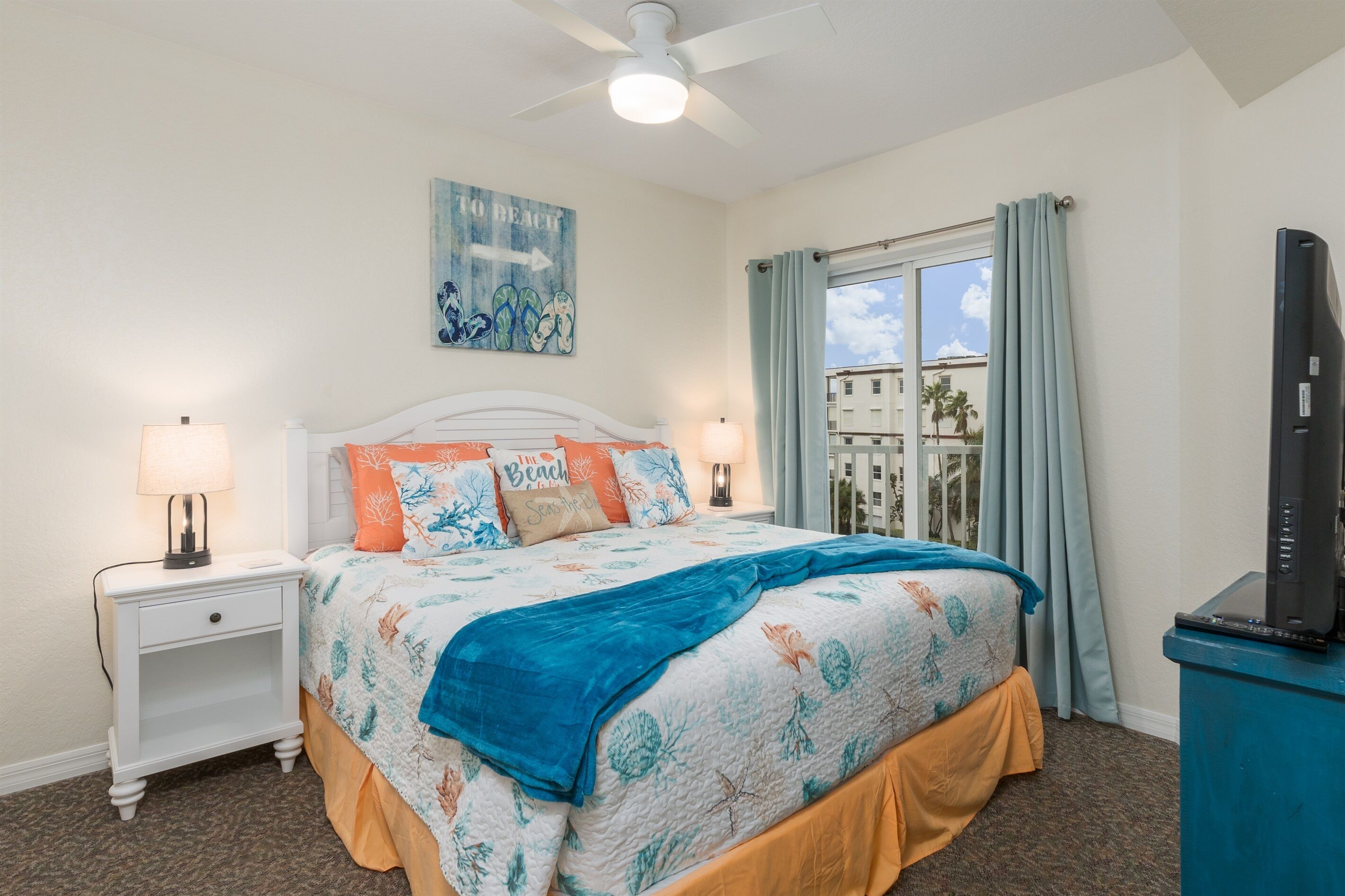 2/2 On Beach, Sleeps 6, Beach View, 507n Sunset - Treasure Island, FL