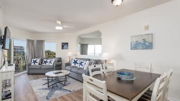 TV, table tennis, offices, computer monitors