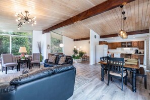 Téléviseur connecté, foyer