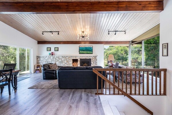 Téléviseur connecté, foyer