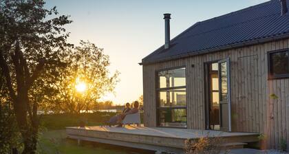 Waterlodge Tomke in Nes