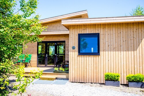 Waterlodge Sweltsje in Nes