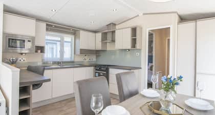 Luxury Lodge's Loch Earn