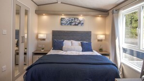 Cabin, Multiple Beds | 2 bedrooms, iron/ironing board, free WiFi, bed sheets - Luxury Lodge's Loch Earn (Crieff)