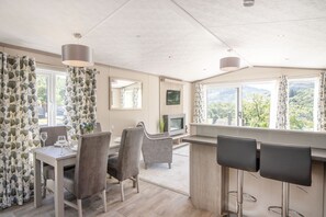 Cabin, Multiple Beds | Private kitchen | Fridge, microwave, oven, stovetop - Luxury Lodge's Loch Earn (Crieff)