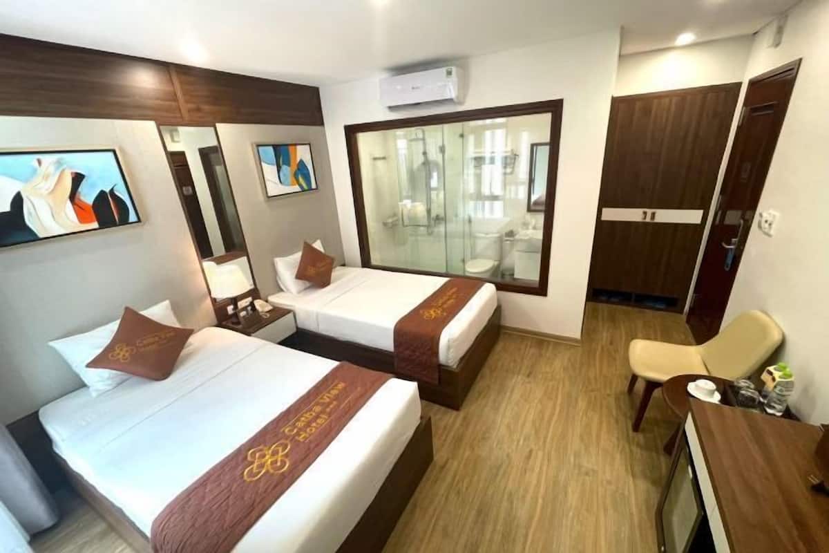 Premium bedding, minibar, in-room safe, desk