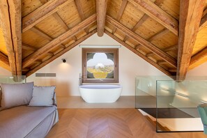 Suite | Bathroom - Villaggio Narrante - Cascina Galarej (Serralunga d'Alba)