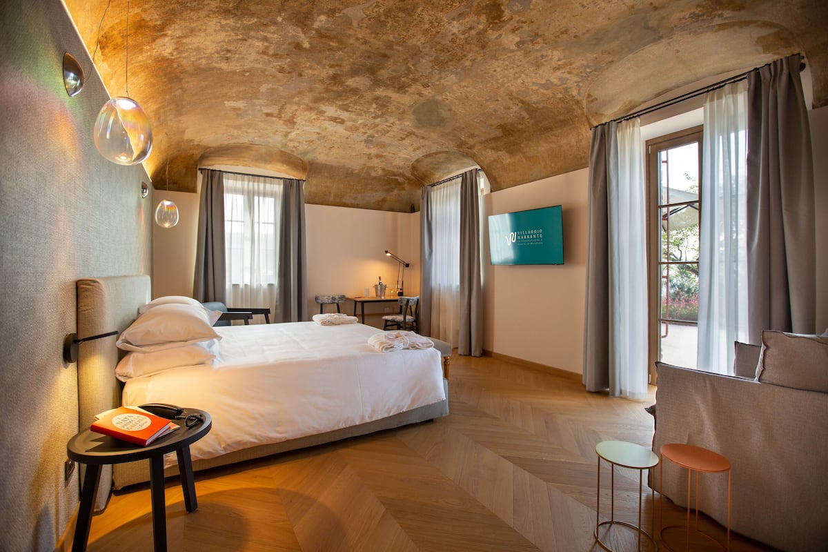 Junior Suite | 1 habitación, ropa de cama de alta calidad, edredón y minibar