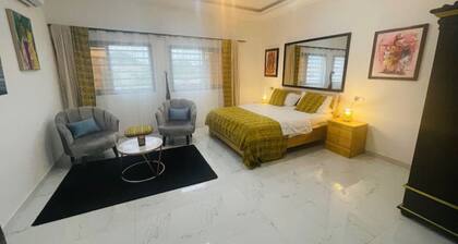 Apartment 1 room apartment near beach & center