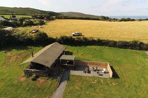 Exterior - Worms Head Glamping Tent - Llangennith (Swansea)