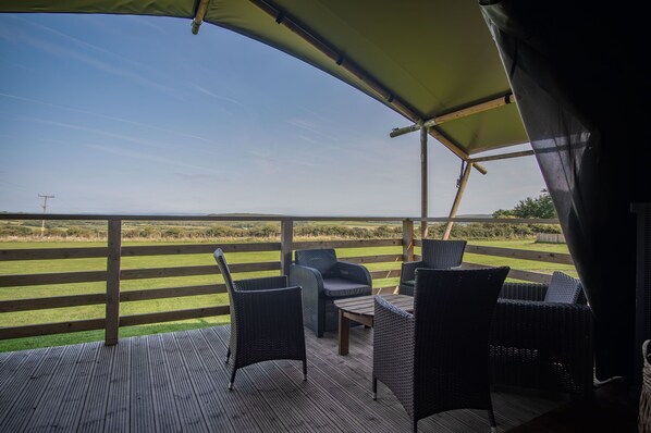 Luxury Tent | Terrace/patio