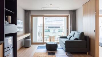 Tvåbäddsrum för familj | Individuell inredning, unika möbler, gratis wi-fi och sängkläder