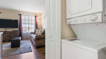 Condo, 1 Queen Bed with Sofa bed, Patio, Garden View (Fall Creek Abby in the Ozarks) | Interior