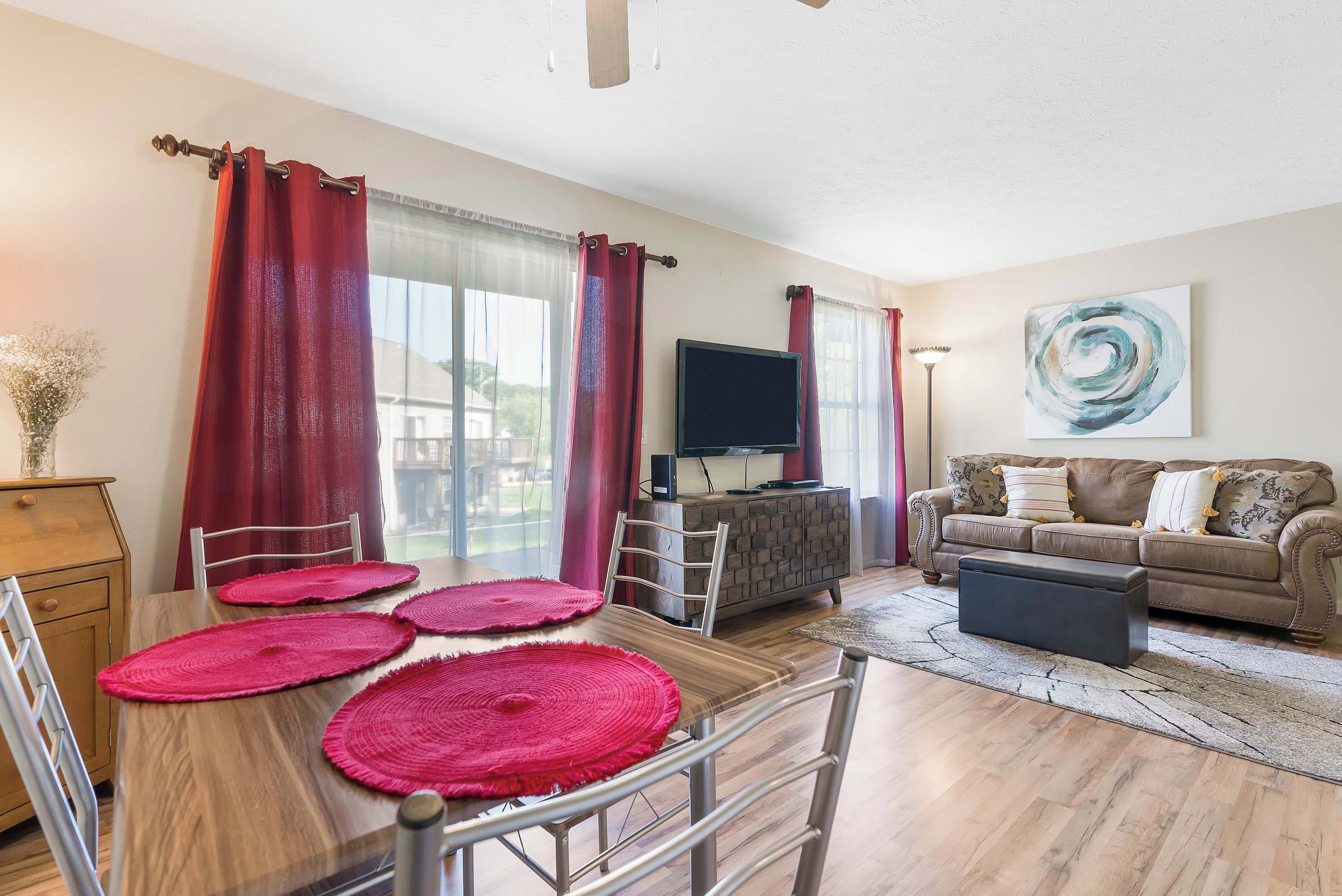 Condo, 1 Queen Bed with Sofa bed, Patio, Garden View (Fall Creek Abby in the Ozarks) | Living area | 42-inch flat-screen TV with digital channels