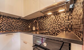 Deluxe Suite (Wyspiańskiego 39) | Private kitchenette