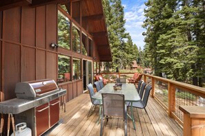 House, Multiple Beds, Balcony, Mountain View | Balcony - Grandview Chalet (Tahoe City)