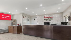 Bar-salon dans le hall