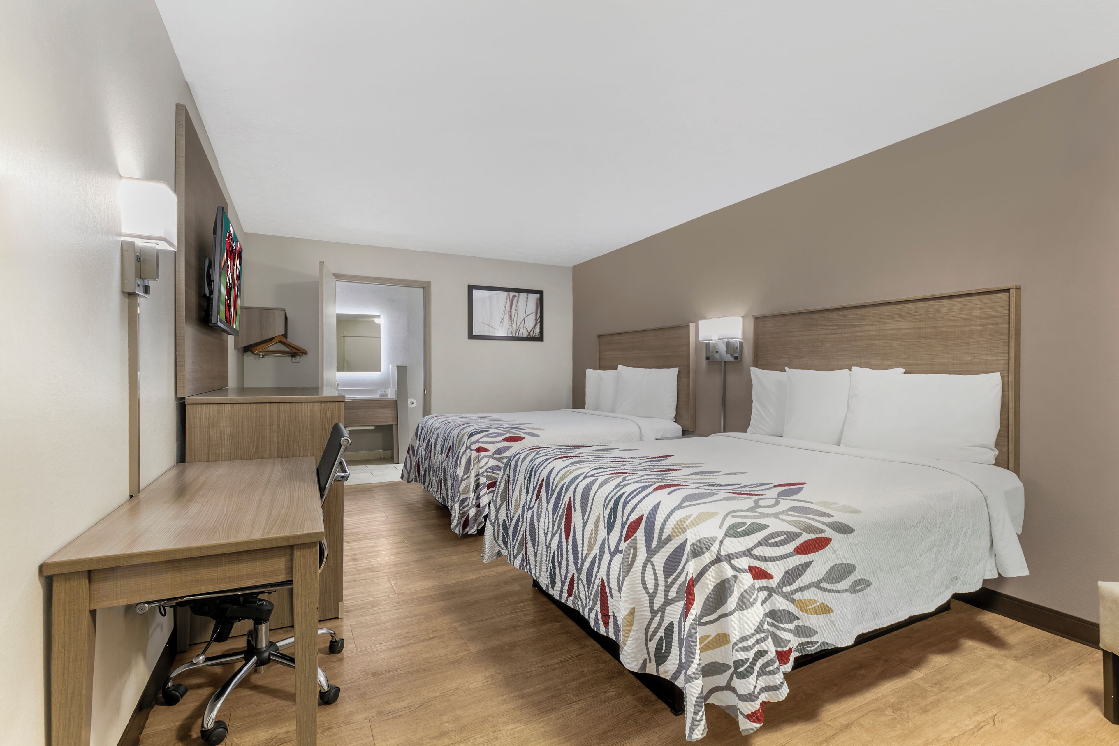 豪華客房, 2 張加大雙人床, 非吸煙房 | 布置獨特、書桌、筆電工作空間、遮光布/窗簾