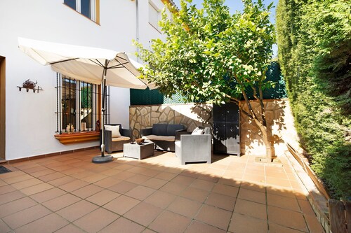 Maison de vacances "Villa Viruta" avec vue sur les montagnes, piscine partagée & Wi-Fi
