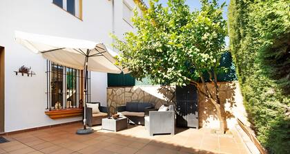 Maison de vacances "Villa Viruta" avec vue sur les montagnes, piscine partagée & Wi-Fi