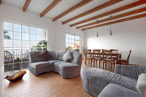 Maison de vacances "Casa Luz" avec vue sur mer, bain à remous et Wi-Fi.