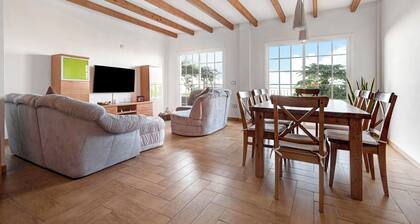 Maison de vacances "Casa Luz" avec vue sur mer, bain Ă remous et Wi-Fi.