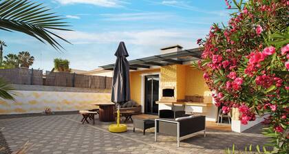 Villa "Recanto Dourado" avec vue sur la mer, garde privée & Wi-Fi