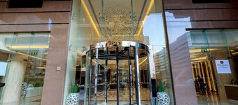 โรงแรมเบสท์เวสเทิร์นพรีเมียร์เอ็มฟอร์