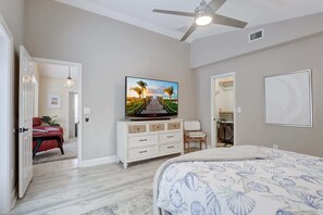 3 habitaciones, escritorio, tabla de planchar con plancha y wifi