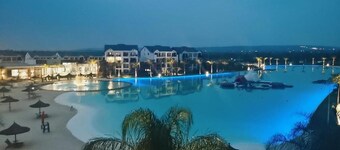 The Blyde Crystal lagoon...Modern Oasis Pretoria!!!