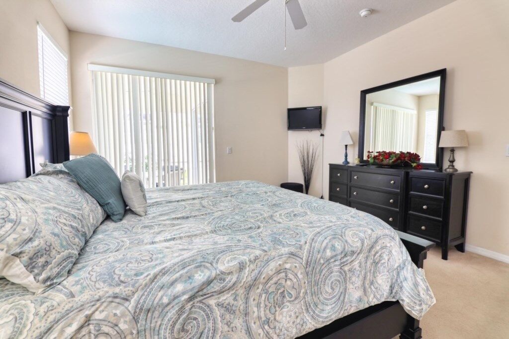 House, 4 Bedrooms | 4 bedrooms, iron/ironing board, free WiFi, bed sheets