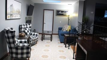 Smart TV, fireplace, books