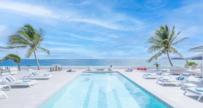 La Perla Palais - Luxury Villa on Private Beach