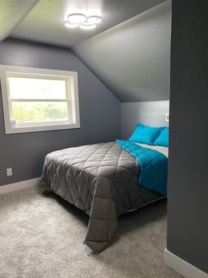 3 dormitorios, escritorio, wifi y ropa de cama