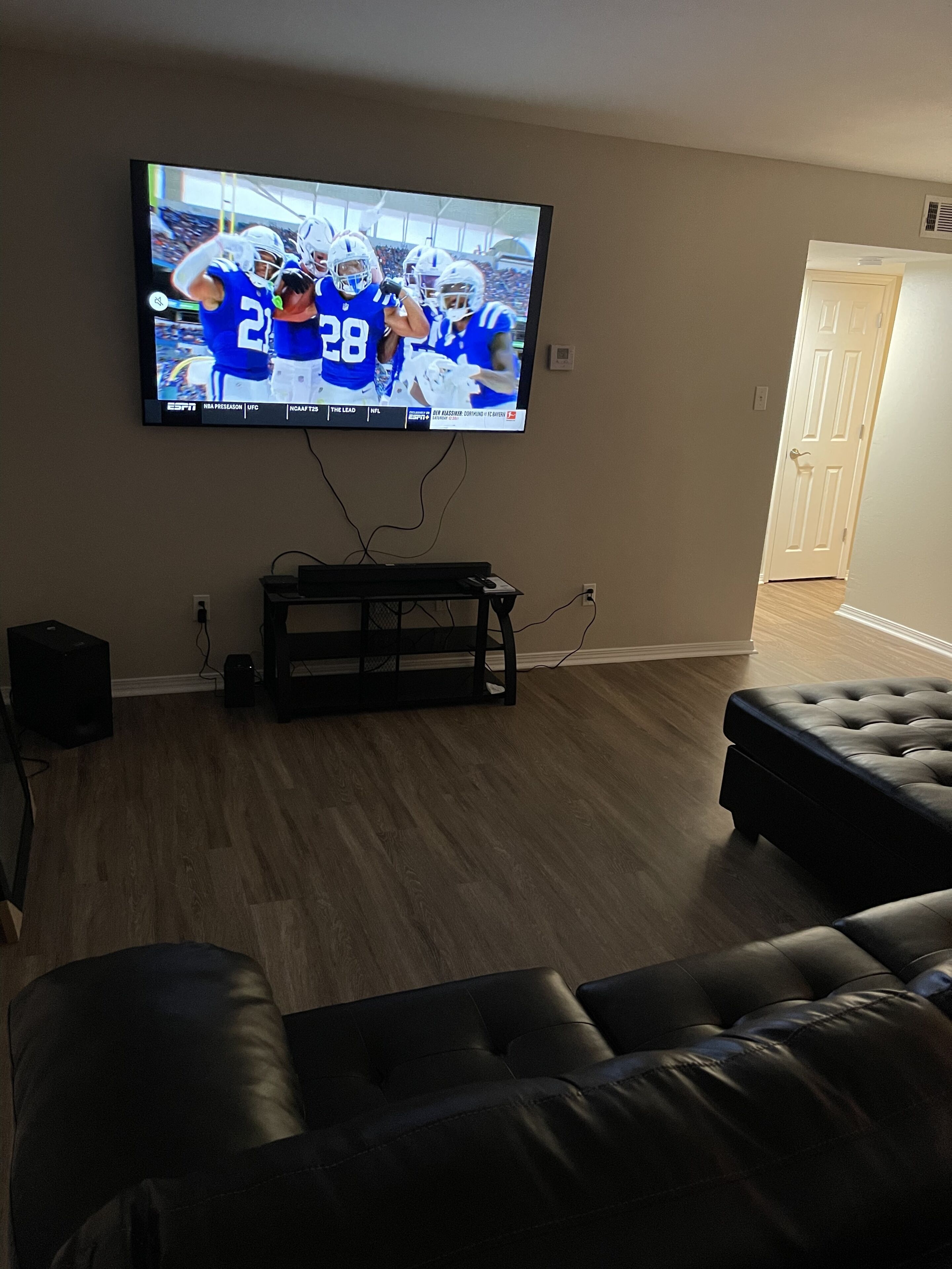 Nice quiet area that 12 minutes from downtown New Orleans