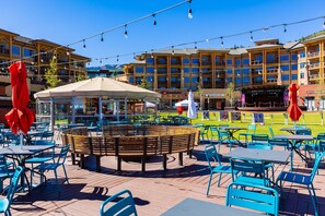 Outdoor pool - Sun Queen Suite (Park City)