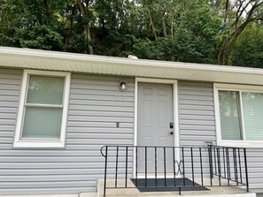Exterior detail - Cozy Council Bluffs Bungalow 10 mins from Omaha (Council Bluffs)