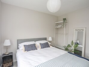 3 عدّة غرف نوم وبديكورات فريدة لكل غرفة وطراز فريد لكل وحدة