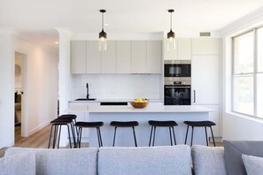 Interior - Mollymook Delight Sum (Mollymook Beach)