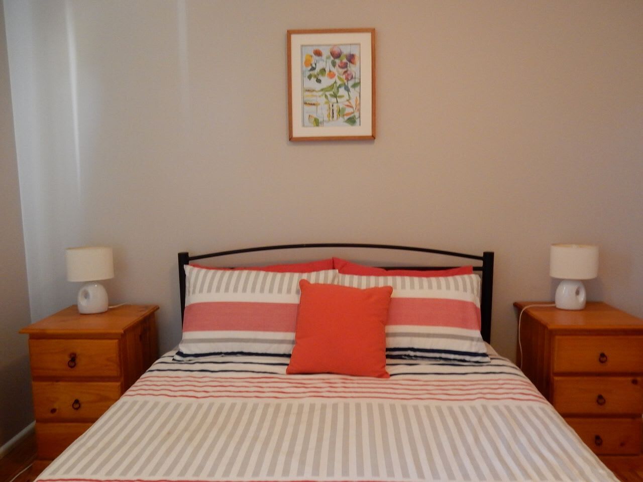 2 bedrooms, iron/ironing board