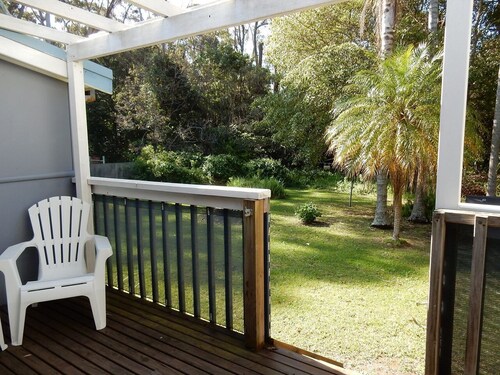 Donlan's Beach Cottage - 85m to Mollymook Beach