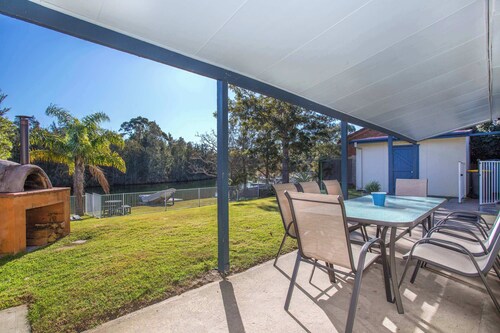 Waterfront Wonder at Lake Conjola