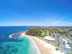 Beach nearby - Mariners 2 at Mollymook (Mollymook)