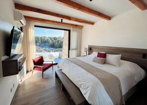 Down duvets, in-room safe, laptop workspace, blackout curtains - Awka Apart Hotel (Villa La Angostura)