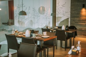 Gratis morgenmadsbuffet hver dag