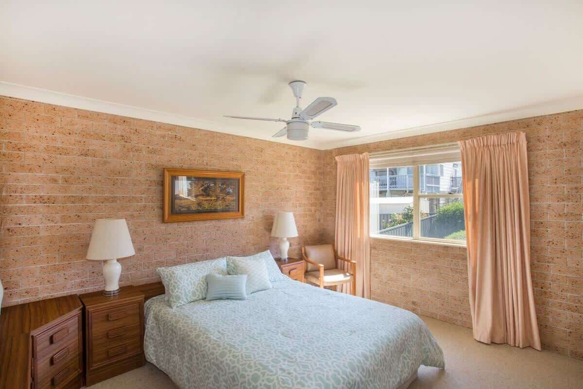 3 bedrooms, iron/ironing board