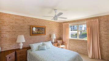 3 bedrooms, iron/ironing board