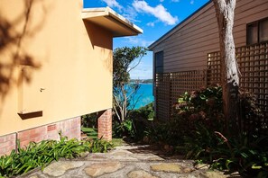 Property grounds - Spectacular Views at Mollymook (Mollymook Beach)