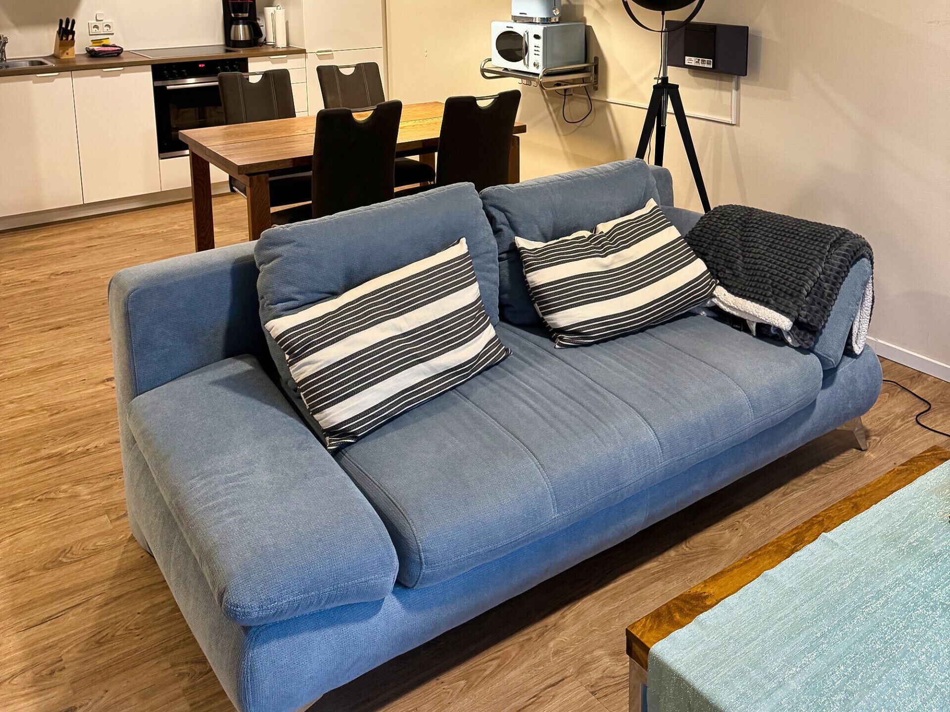 TV, fireplace, DVD player